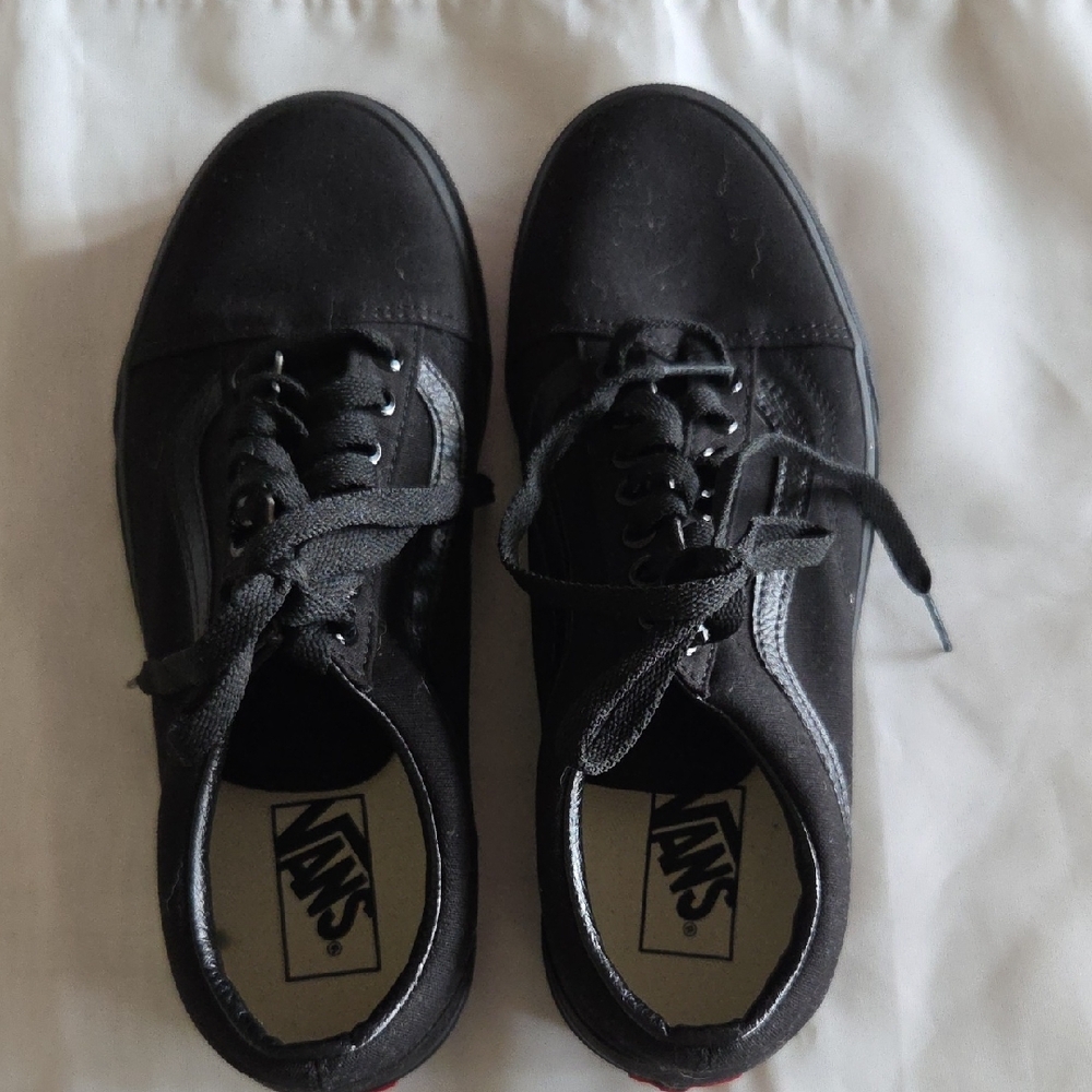 Vans‎ Classic Black Lace-Up Sneakers